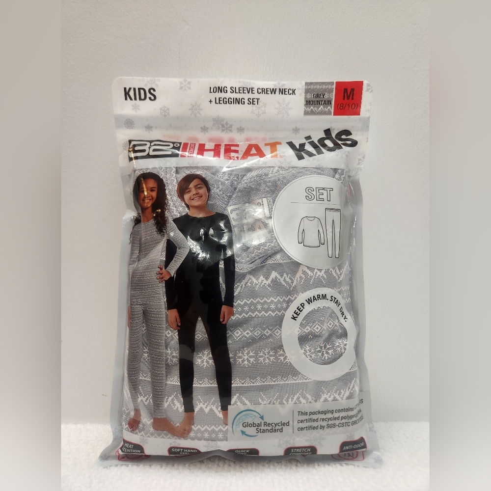 32 Degrees Kids Long Sleeve Crew Neck and Legging Set